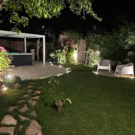 Sea House, 350 Mt From The بيت للعطل كوارتو سانتيلينا